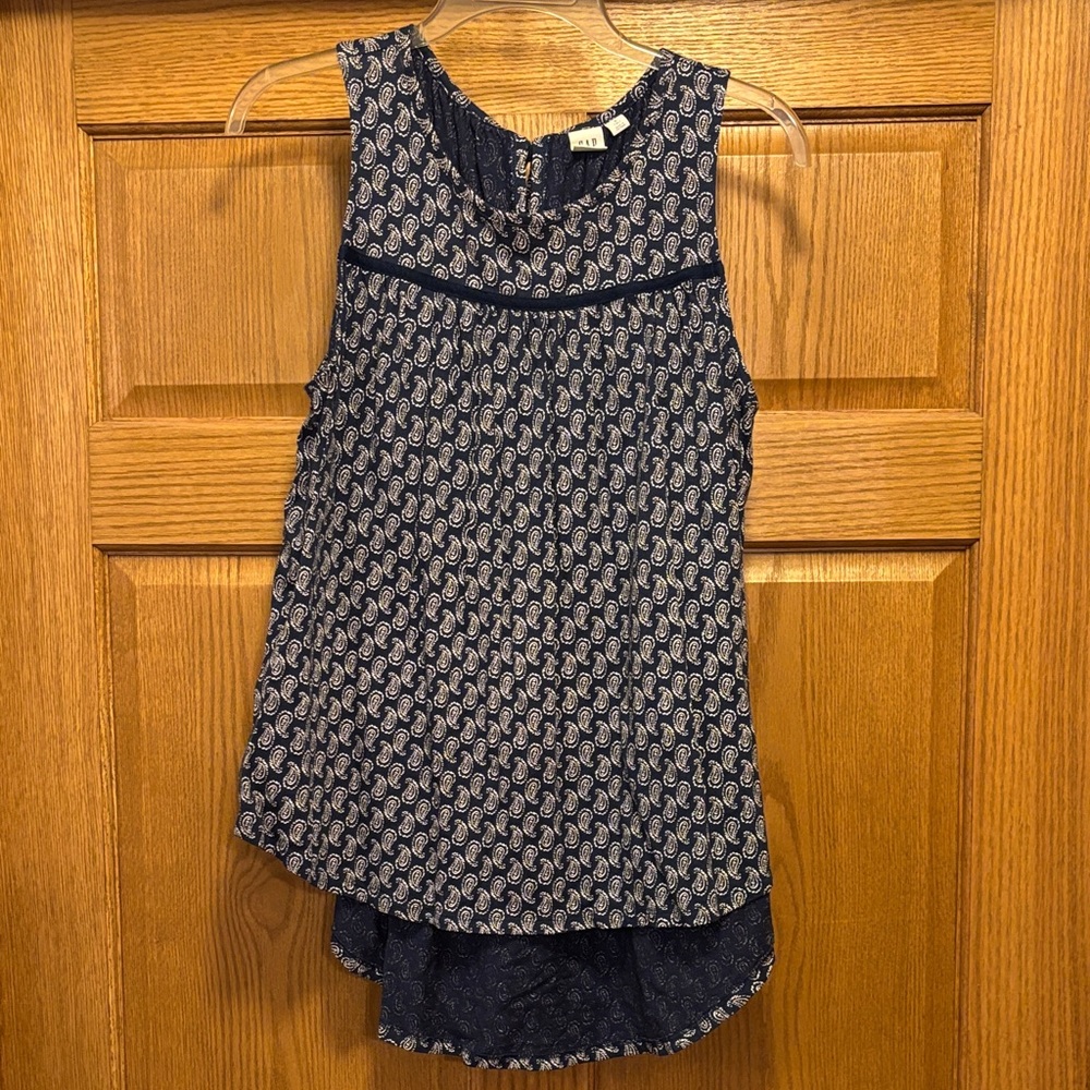 GAP Navy Paisley Sleeveless Dressy Tank Top